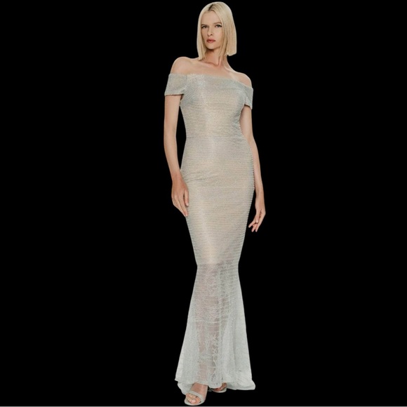 Hynes Park Silver Nude Chantilly Lace Off-Shoulder Beaded Lace Sheath Gown NWT
